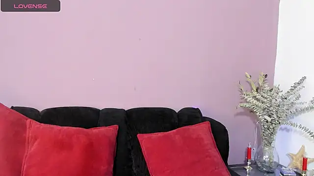 lenna  lujan05 online show from 01-31-25, 09:05