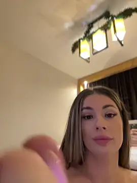 IsabellaEtthan online show from 03-05-25, 08:32