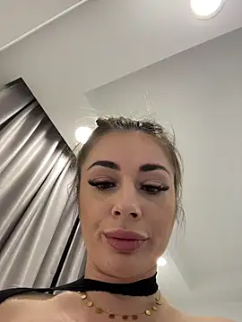 IsabellaEtthan online show from 02-07-26, 06:44