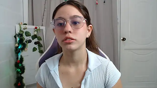 BlairVicent online show from 12-19-25, 03:19