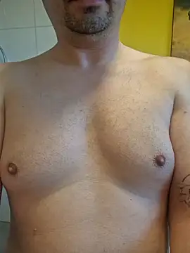 Picknick84 online show from 11-18-25, 02:32