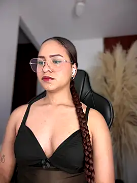 gretta kler1 online show from 11-10-25, 10:09