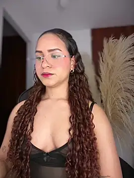 gretta kler1 online show from 12-17-25, 08:59