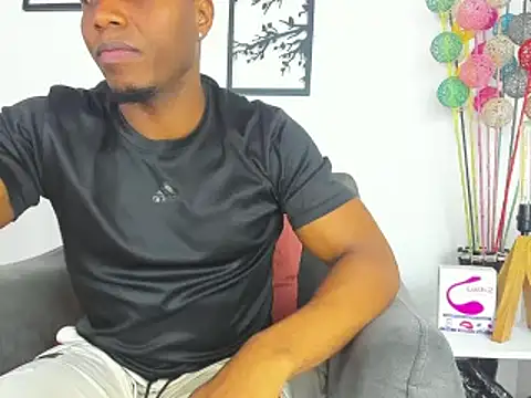 Snapshot of bigcock_latin1 chatting on 02-13-25, 02:56 bigcock latin1 online show from 02-13-25, 02:56