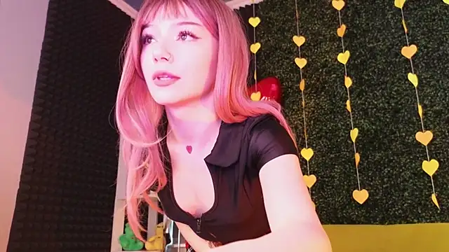 Snapshot of SandraBoyl chatting on 02-19-25, 07:50 SandraBoyl online show from 02-19-25, 07:50