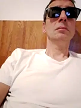 Anastasio33 online show from 10-31-25, 07:37