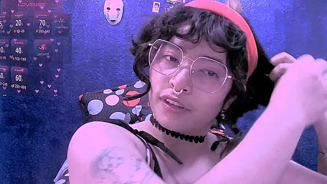 NinaYellow online show from 04-14-26, 12:55