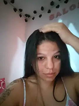 Snapshot of SINDYC chatting on 07-05-26, 01:40 SINDYC online show from 07-05-26, 01:40