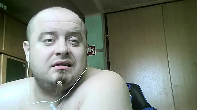 Snapshot of perversalus chatting on 02-09-25, 12:30 perversalus online show from 02-09-25, 12:30