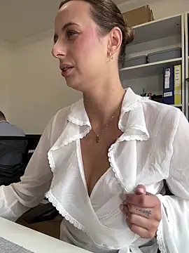 Hii Lolla online show from 03-30-26, 06:58