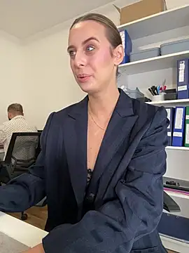 Hii Lolla online show from 04-03-26, 07:06