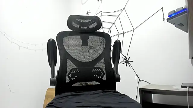 DmitriSanders online show from 02-25-26, 02:43