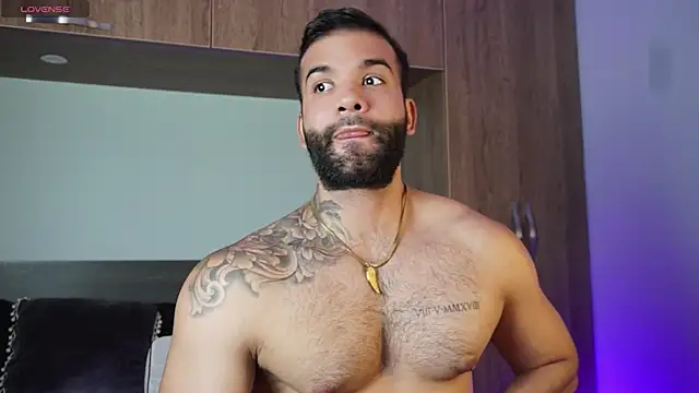 MarkHazze online show from 10-10-25, 05:34