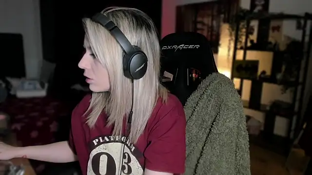 Lisaonthemoon online show from 01-08-25, 11:09