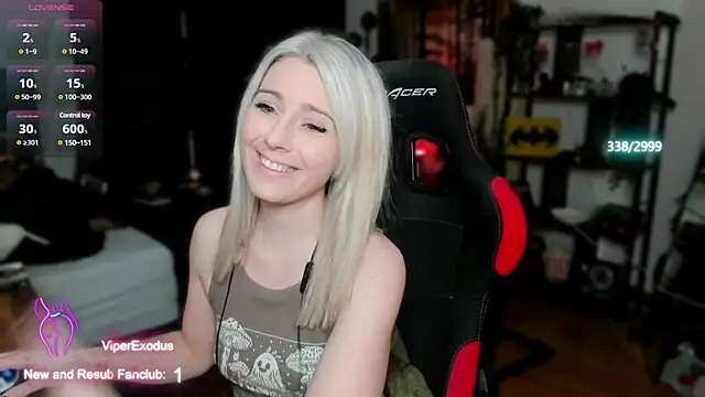 Lisaonthemoon online show from 03-19-25, 04:34