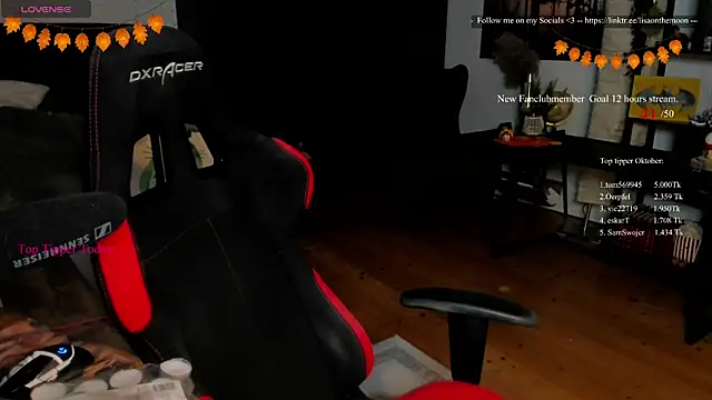 Lisaonthemoon online show from 10-16-25, 05:58