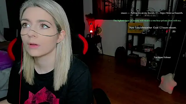 Lisaonthemoon online show from 02-02-26, 04:27