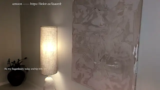 Lisaonthemoon online show from 03-24-26, 09:09