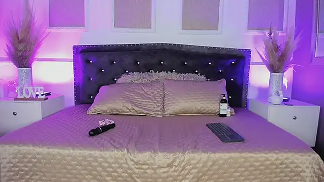 Snapshot of Ithan_sammy chatting on 01-11-25, 01:01 Ithan sammy online show from 01-11-25, 01:01