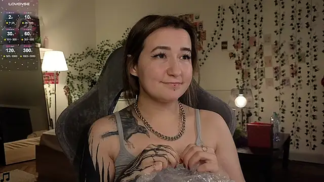 Megan  Hart online show from 01-17-25, 01:04