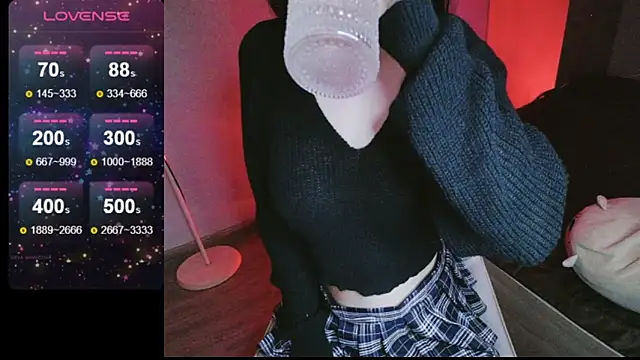 Snapshot of _Viviann_ chatting on 03-10-25, 04:25 Viviann online show from 03-10-25, 04:25