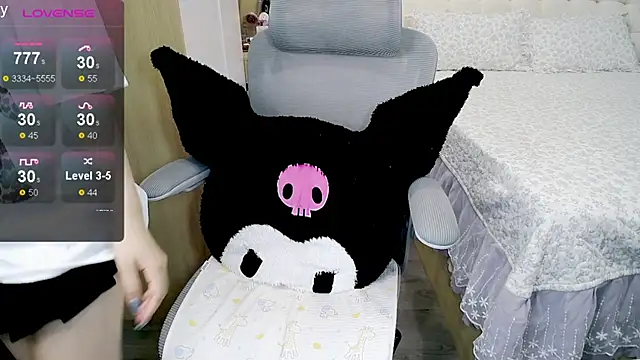  Viviann  online show from 06-03-26, 10:40
