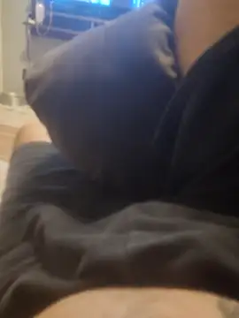 Snapshot of dredre1069 chatting on 11-21-25, 01:59 dredre1069 online show from 11-21-25, 01:59