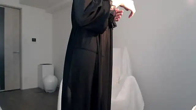 Snapshot of Lily_0000 chatting on 01-18-25, 03:16 Lily 0000 online show from 01-18-25, 03:16