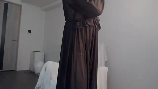 Snapshot of Lily_0000 chatting on 01-19-25, 03:42 Lily 0000 online show from 01-19-25, 03:42