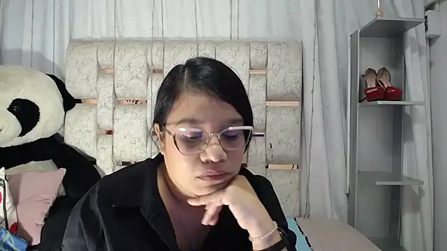 KEYRA-MILLER- online show from 02-28-26, 02:12