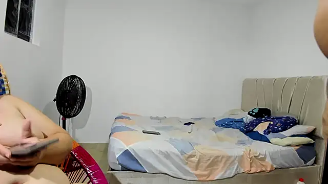 Snapshot of big_small_h0rny_ chatting on 03-13-26, 11:00 big small h0rny online show from 03-13-26, 11:00