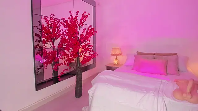 Leah Grey online show from 04-15-26, 11:28