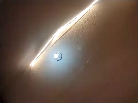 Snapshot of johnloonng chatting on 01-06-25, 08:46 johnloonng online show from 01-06-25, 08:46