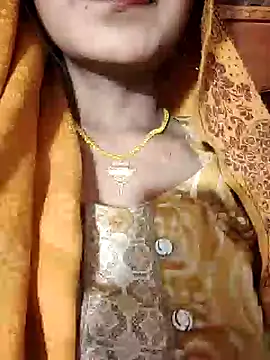 Snapshot of RADHA95 chatting on 01-16-25, 05:23 RADHA95 online show from 01-16-25, 05:23