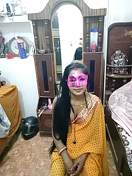 Snapshot of RADHA95 chatting on 03-19-25, 03:51 RADHA95 online show from 03-19-25, 03:51