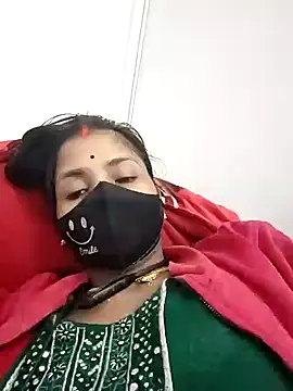 Snapshot of RADHA95 chatting on 02-13-26, 06:31 RADHA95 online show from 02-13-26, 06:31