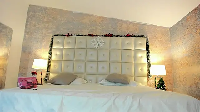 Lezy  online show from 12-21-25, 07:32