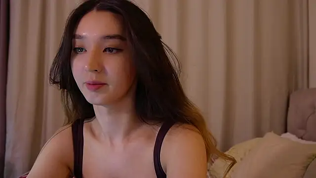 Sarasuo1 online show from 12-16-24, 02:05