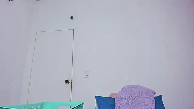 Snapshot of little_sam_ chatting on 02-18-25, 03:10 little sam online show from 02-18-25, 03:10