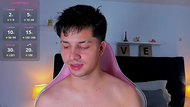 Issac james  online show from 01-10-26, 05:09