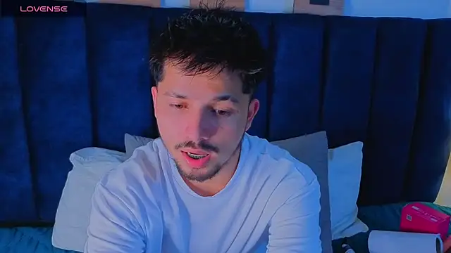 Issac james  online show from 03-27-26, 02:28