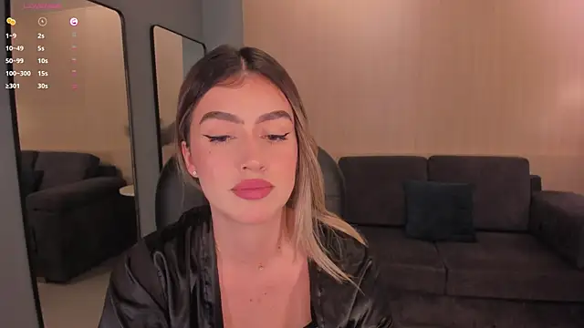 Snapshot of PaulinaSantos_ chatting on 03-09-25, 08:21 PaulinaSantos online show from 03-09-25, 08:21