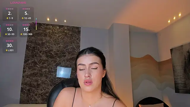 Snapshot of PaulinaSantos_ chatting on 05-30-26, 08:06 PaulinaSantos online show from 05-30-26, 08:06