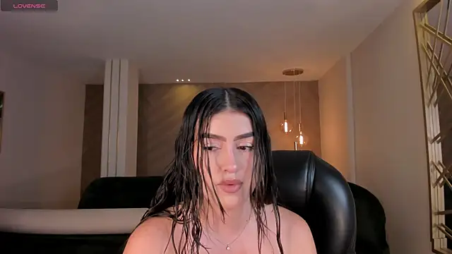 Snapshot of PaulinaSantos_ chatting on 06-12-26, 08:41 PaulinaSantos online show from 06-12-26, 08:41
