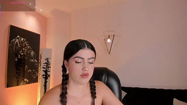 Snapshot of PaulinaSantos_ chatting on 07-10-26, 07:49 PaulinaSantos online show from 07-10-26, 07:49