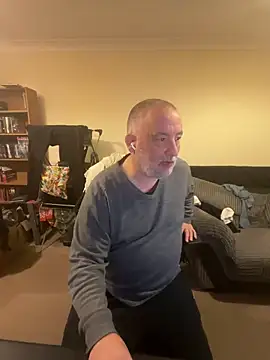 LondonTeffy online show from 10-15-25, 09:26