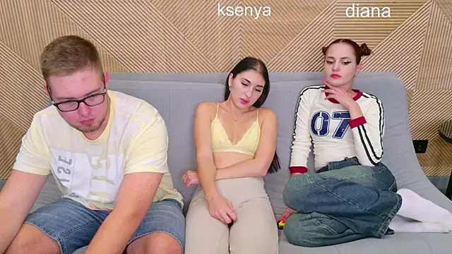 Ksenny online show from 09-15-25, 12:27