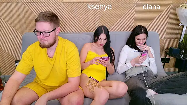 Ksenny online show from 02-15-26, 06:15