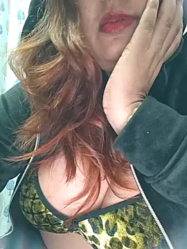 Dianaa9 online show from 12-17-25, 06:52