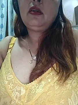 Dianaa9 online show from 05-15-26, 08:27